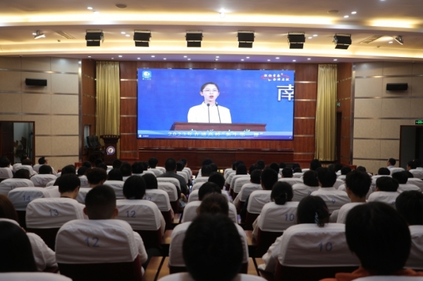 5120a0e330324c5ac1acb85e092ba2c_副本.jpg