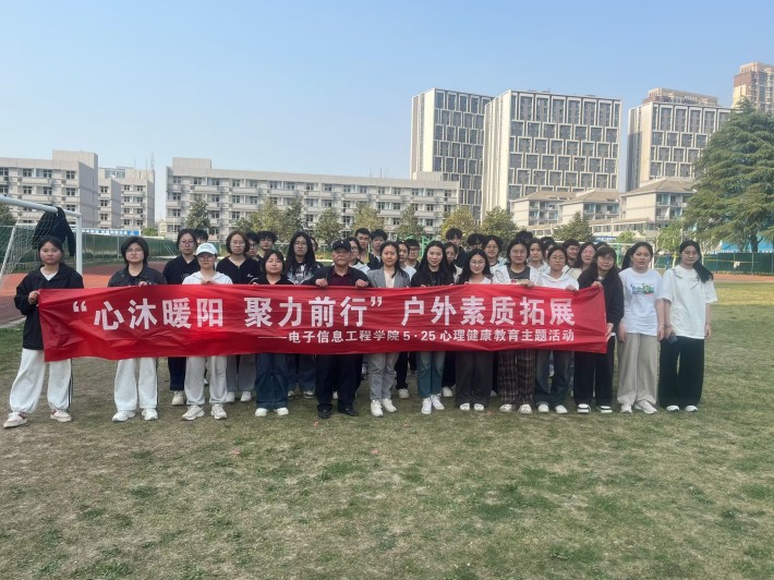 合影1_副本.jpg