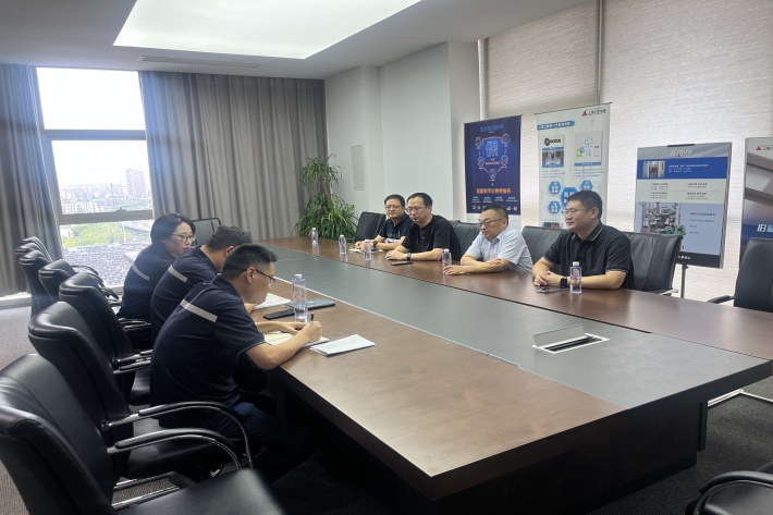 筑牢实习安全防线——机械工程学院暑期走访企业慰问实习生