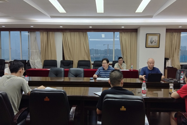 会议照片.jpg