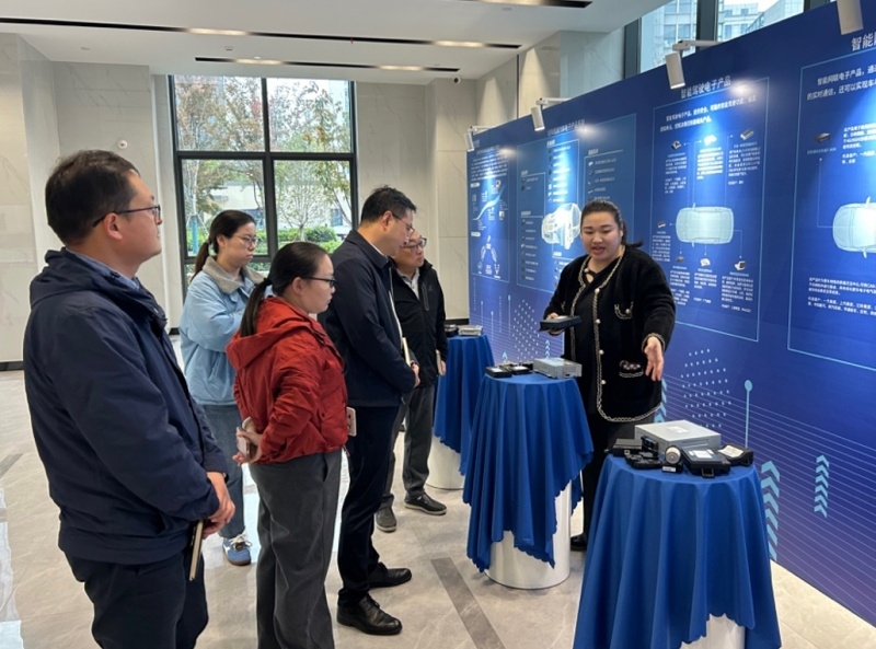 截屏2025-11-09 23.52.30_副本.jpg