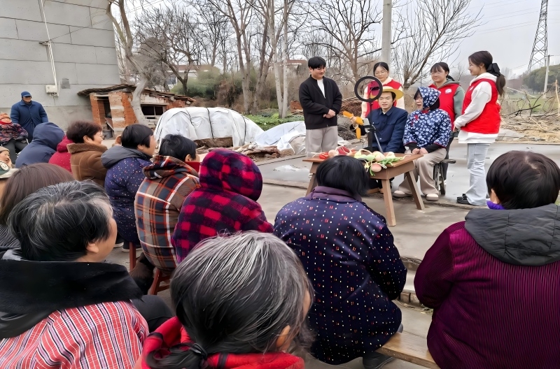 学以致用践初心 数商兴农显作为 ——数字财贸学院学子以“话剧+直播”实践助力乡村振兴