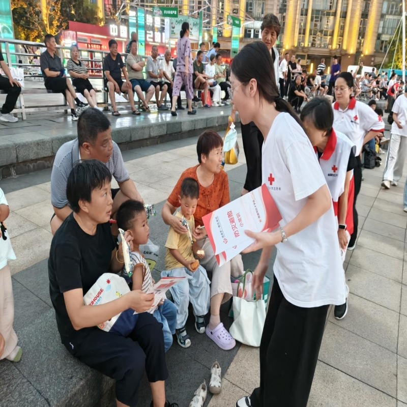 博爱青春｜南通职业大学急救科普走进苏超“第二现场”