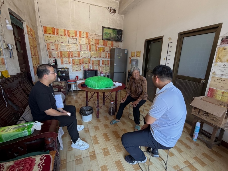 暖心家访传真情 资助育人助成长 ——智能建造学院赴徐州开展暑期困难学生家访活动