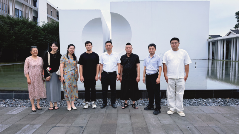 产教融合新范式，服装数智创新班赋能企业发展