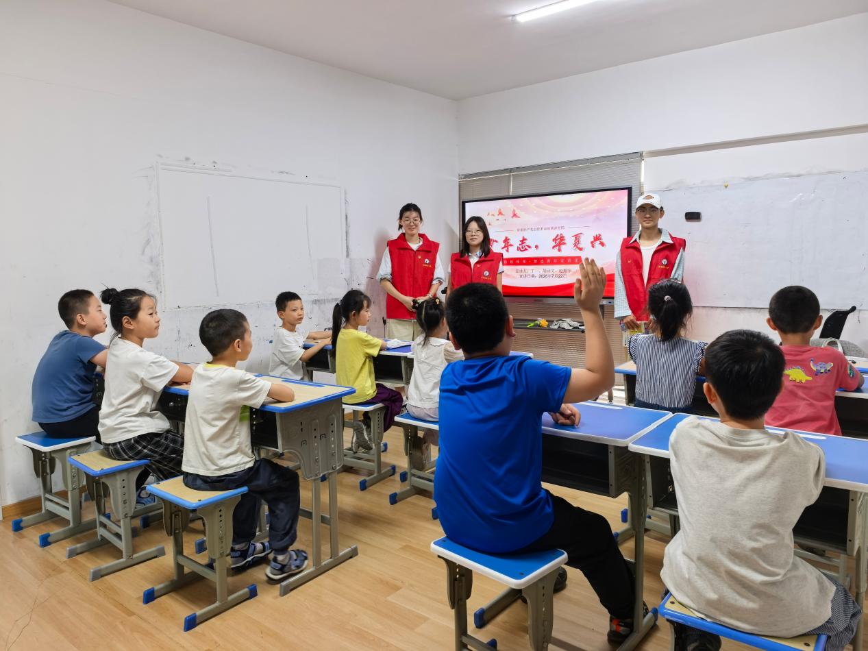 智能制造学院“齿轮传理·智造青年”宣讲团走进南京八音鸟艺术中心开展暑期“三下乡”实践活动